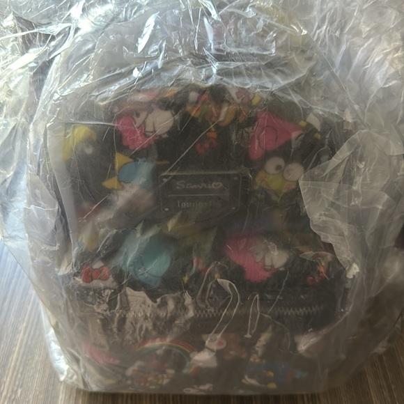 Sanrio Loungefly backpack - Picture 3 of 6